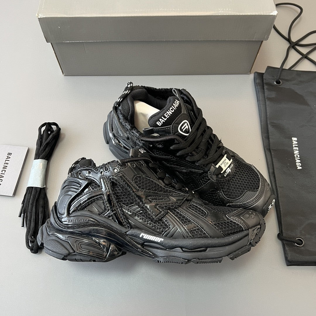 BALENCIAGA RUNNER