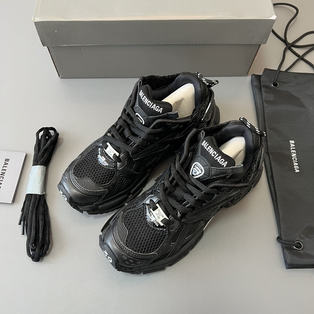 BALENCIAGA RUNNER