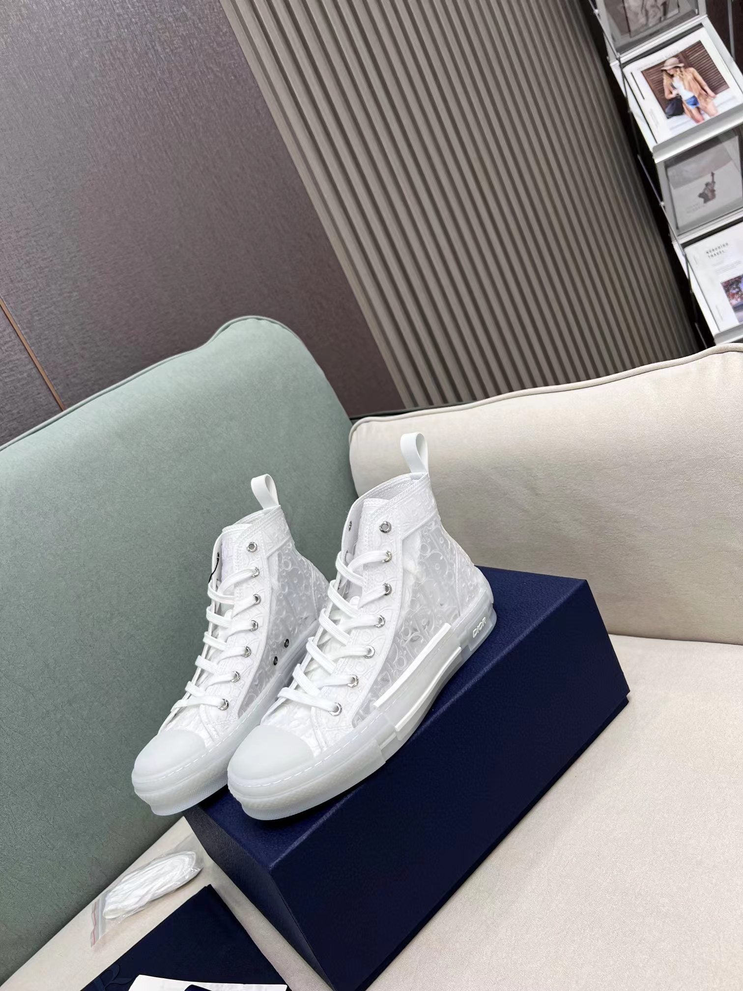 DIOR CONVERS