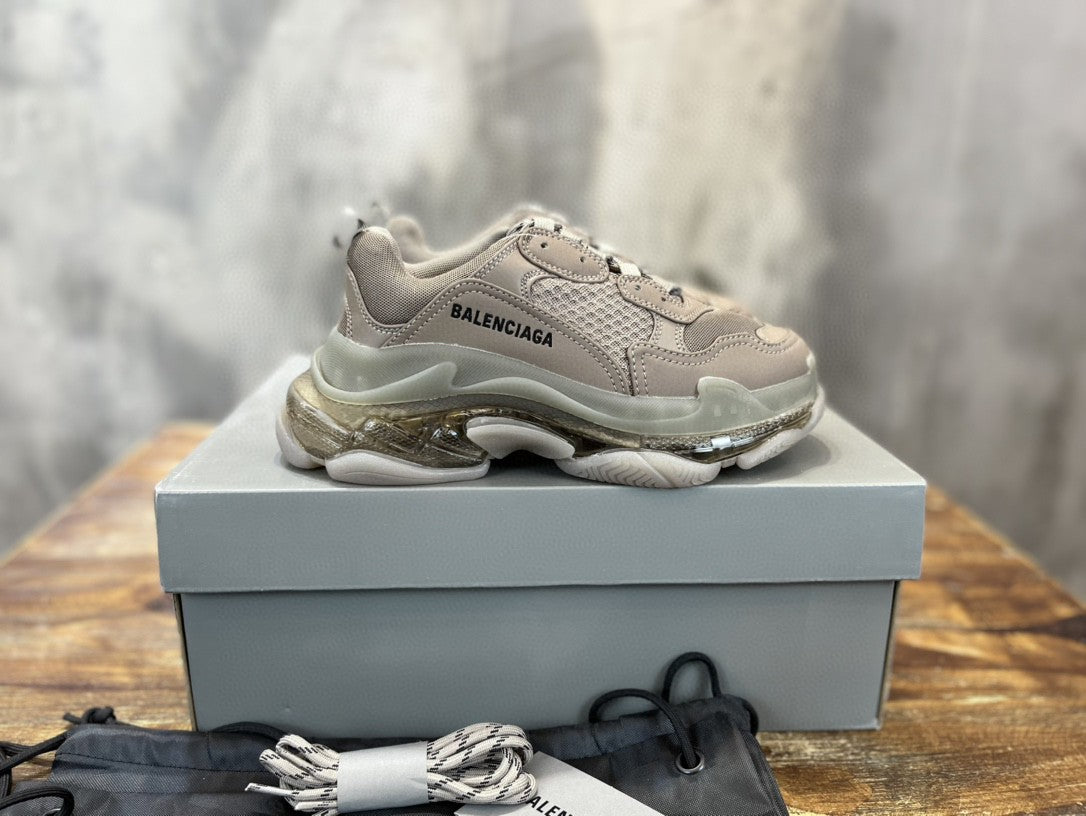 BALENCIAGA TRIPLE S