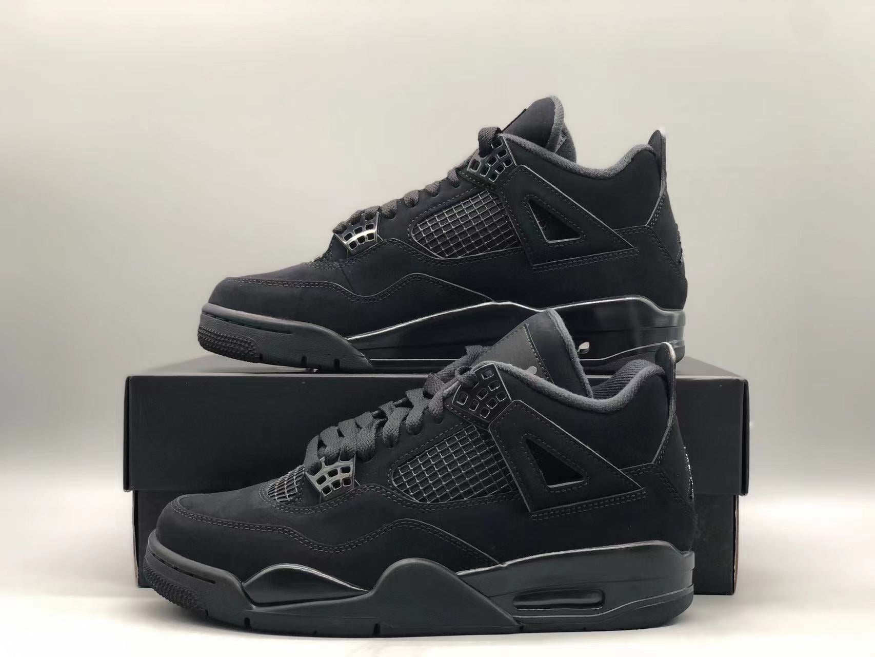 Jordan 4 "Black Cat"