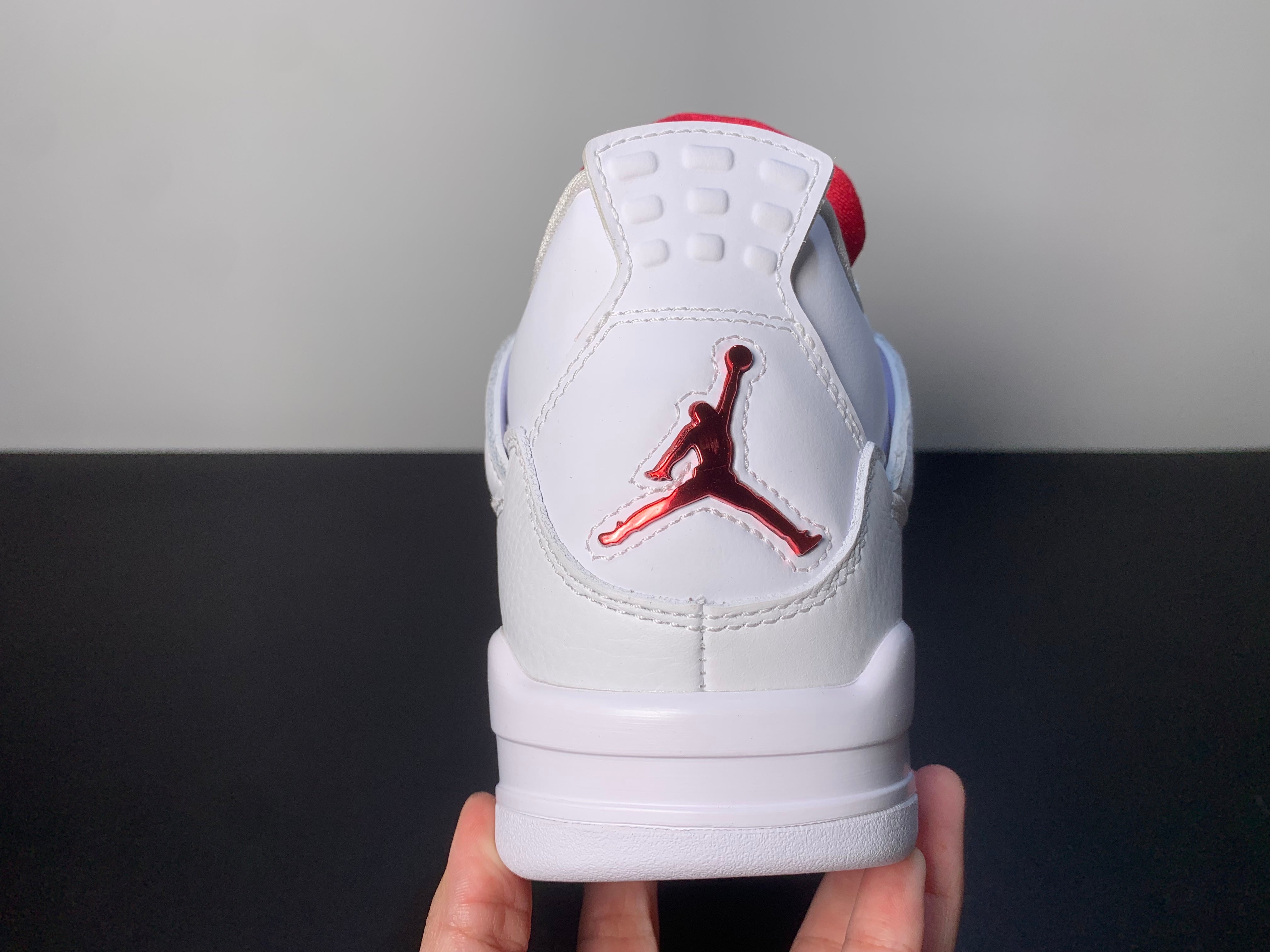 Jordan 4 Retro Metallic Red