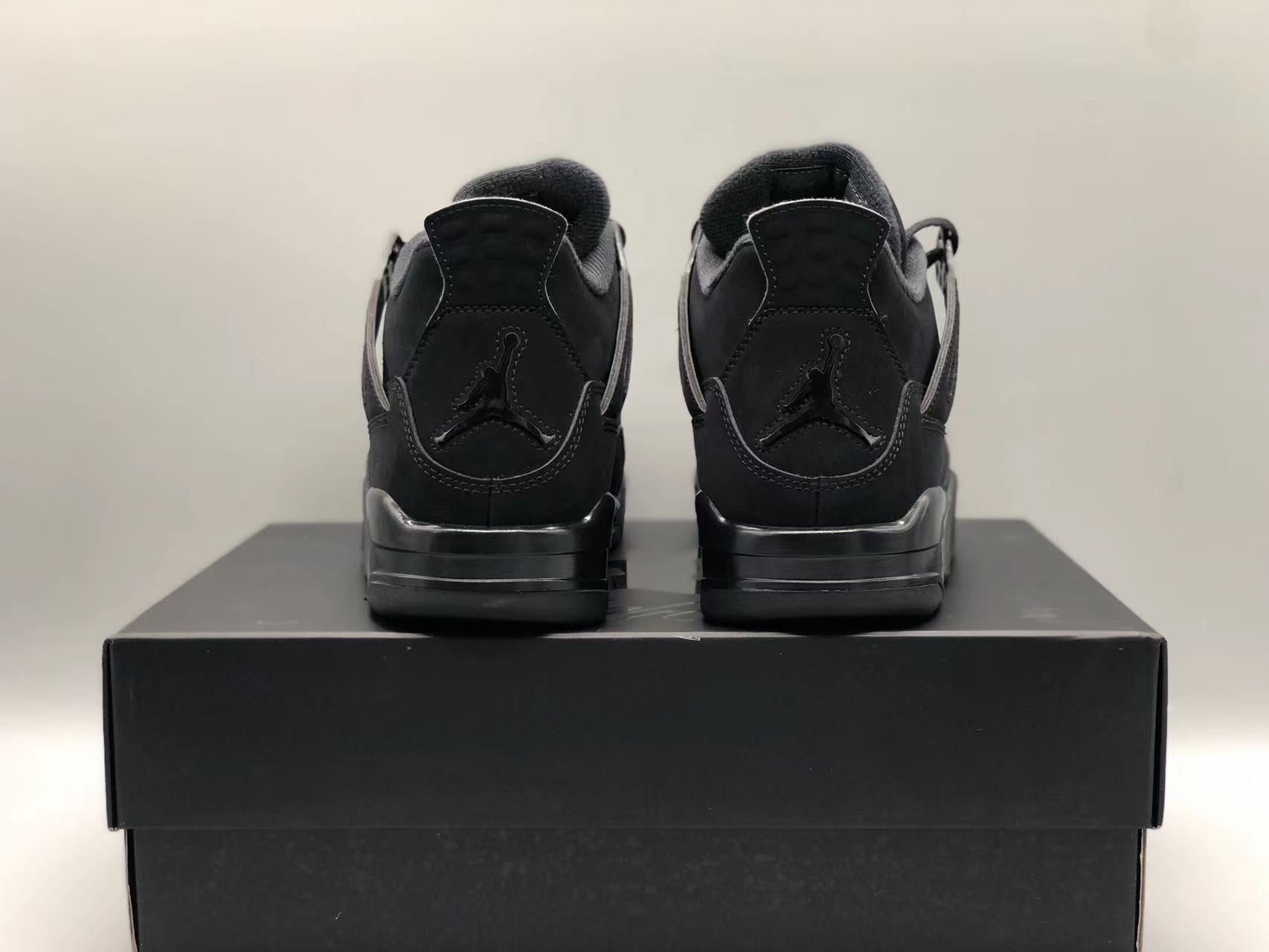 Jordan 4 "Black Cat"