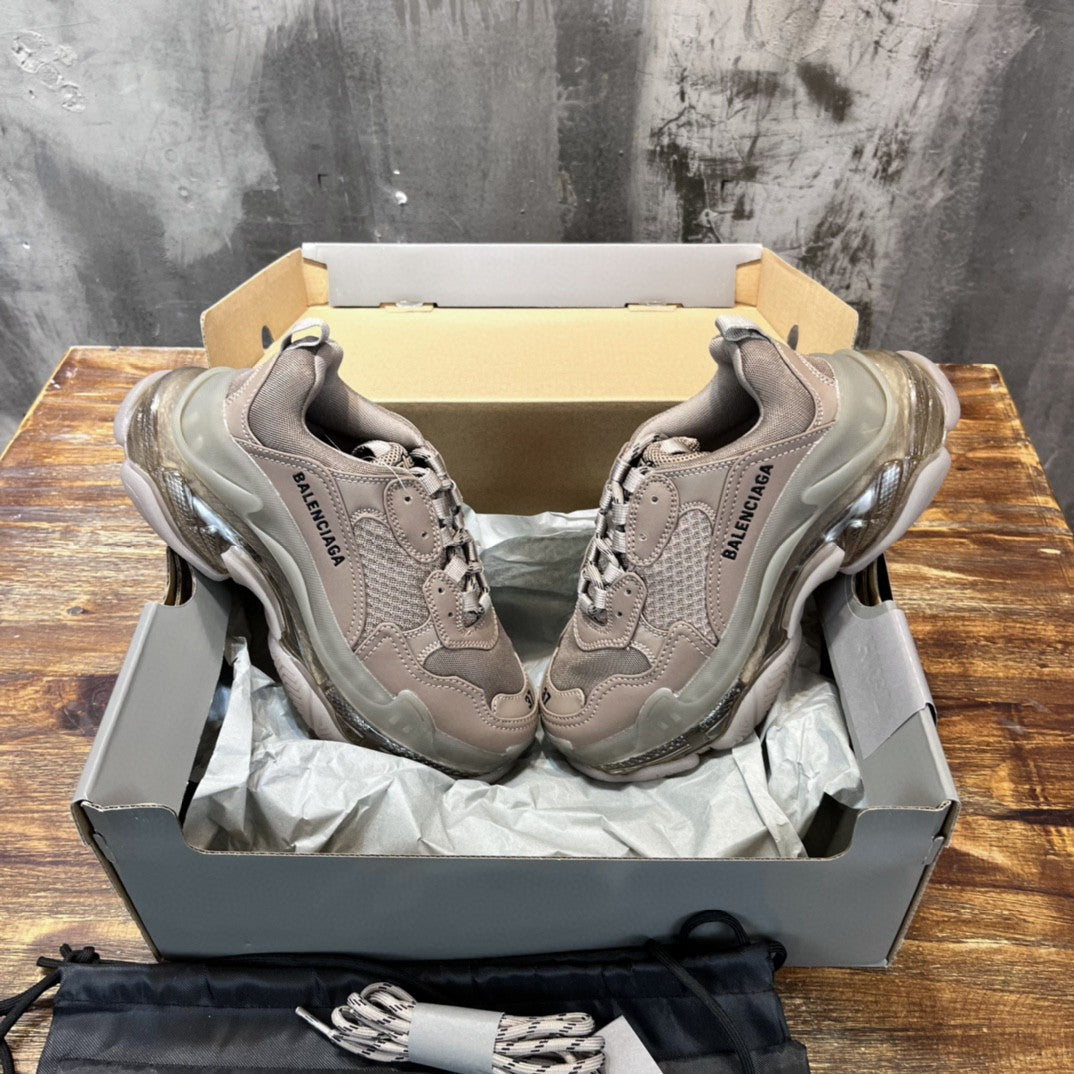 BALENCIAGA TRIPLE S