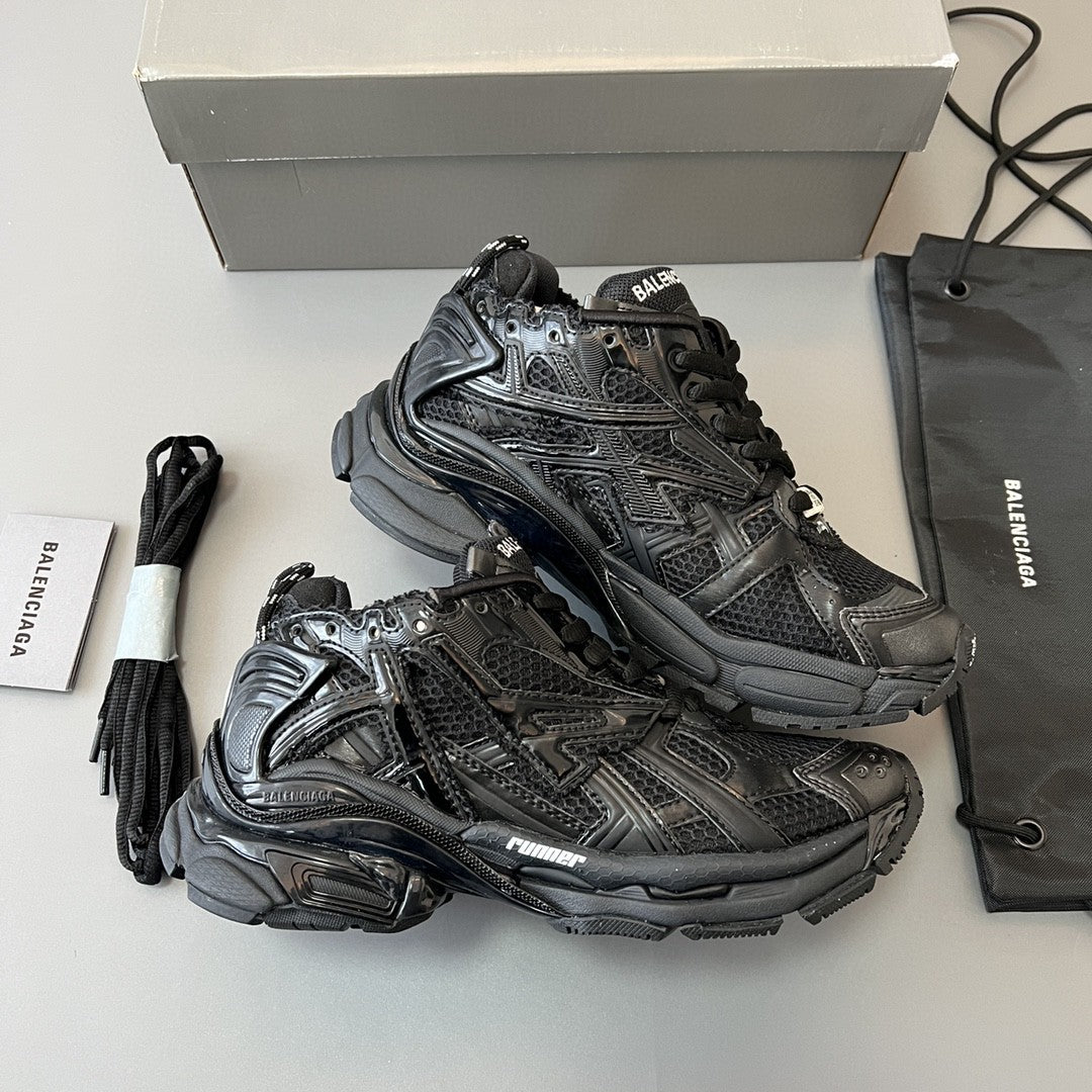 BALENCIAGA RUNNER