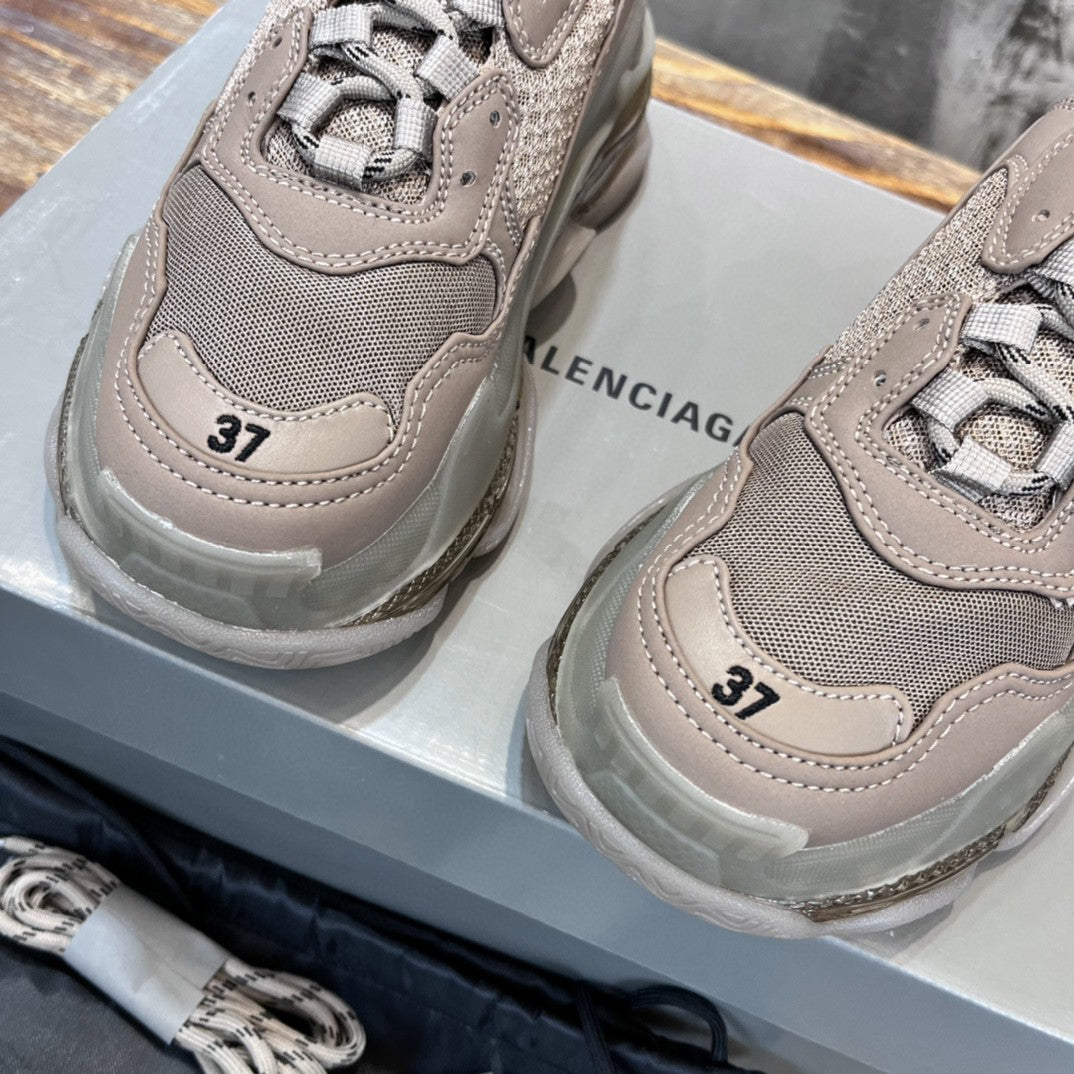 BALENCIAGA TRIPLE S