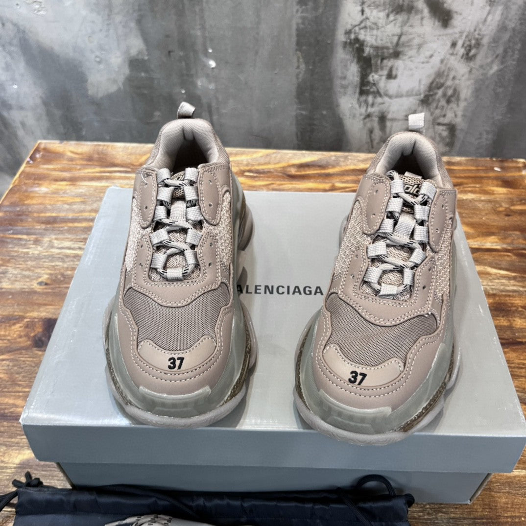 BALENCIAGA TRIPLE S