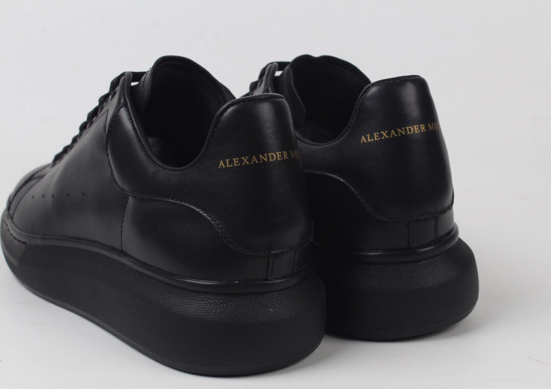 ALEXANDER MCQUEEN