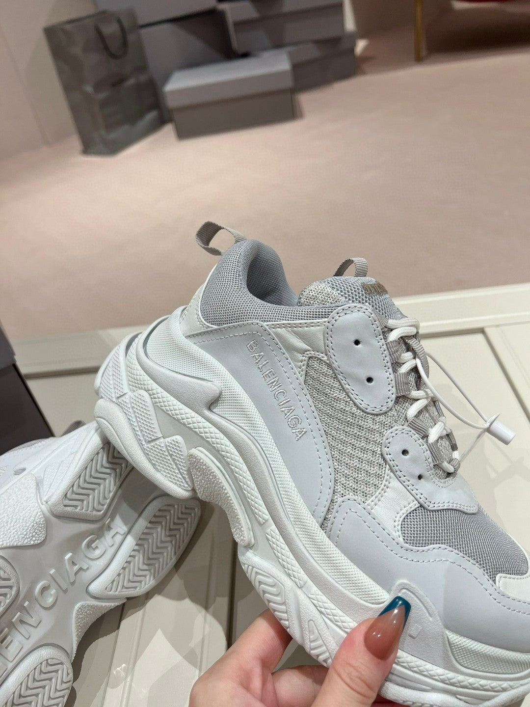 BALENCIAGA TRIPLE S