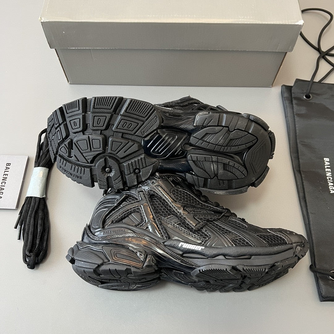 BALENCIAGA RUNNER