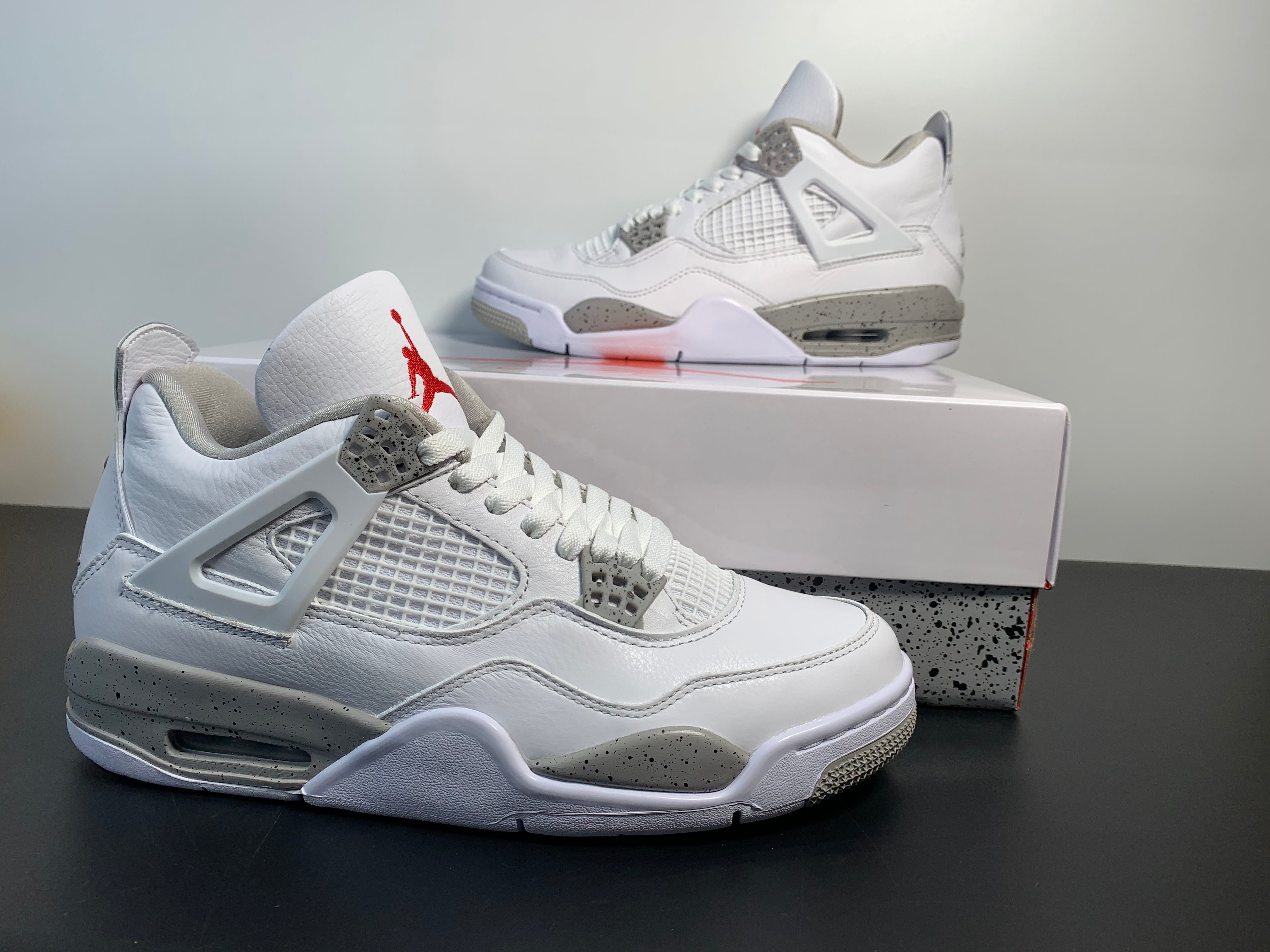 Jordan 4 Retro White Oreo