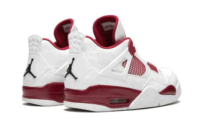 AIR JORDAN 4