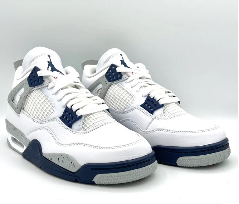 AIR JORDAN 4 RETRO MIDNIGHT NAVY