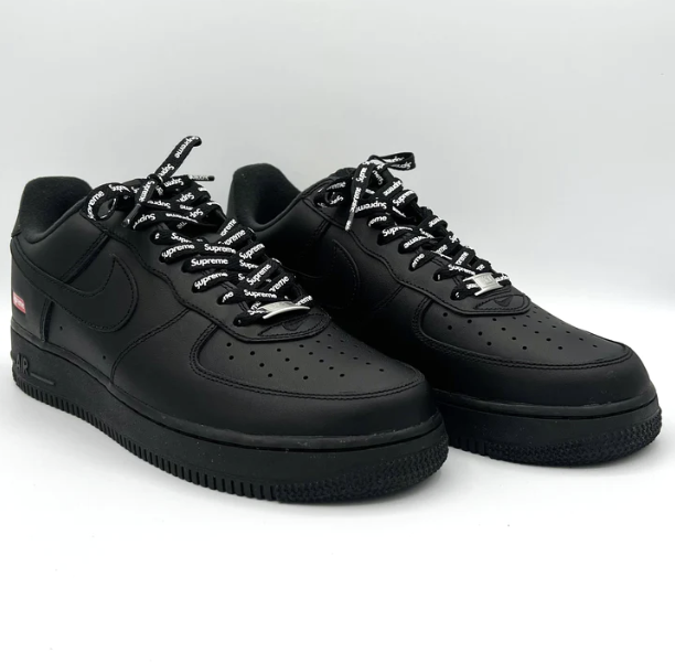 AIR FORCE 1 LOW BLACK SUPREME