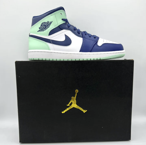 AIR JORDAN 1 MID MYSTIC NAVY MINT FOAM